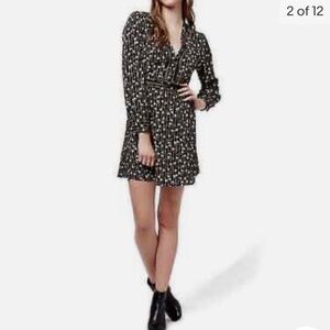 NWT Topshop Black Floral Mini Dress Long Sleeve A-Line Style Cut Out Bodice 10